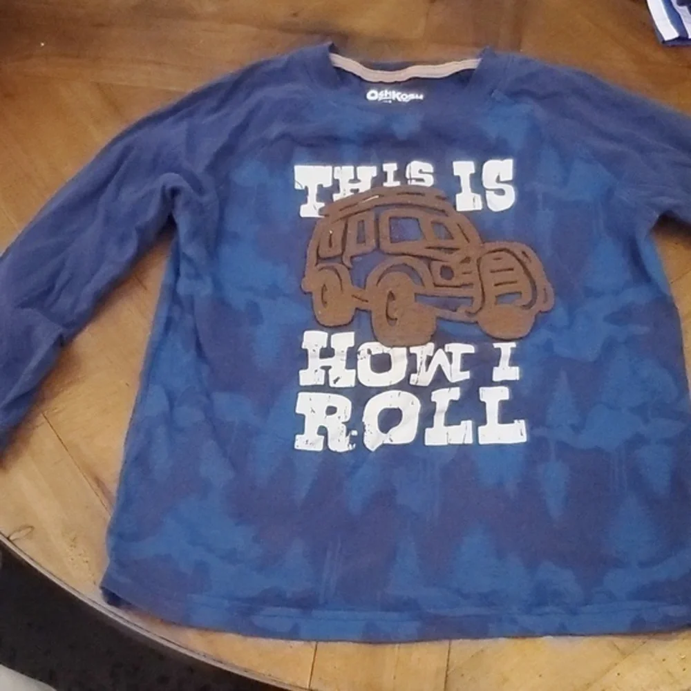 🐻 Oshkosh Bgosh Long Sleeve Shirt Size 4